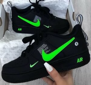 Nike Air Force 1 Low Preto/Verde TM